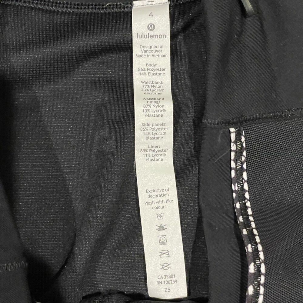 Lululemon Real Quick Perforated Shorts Monochromatic Black White Running Size 4 - Picture 5 of 14